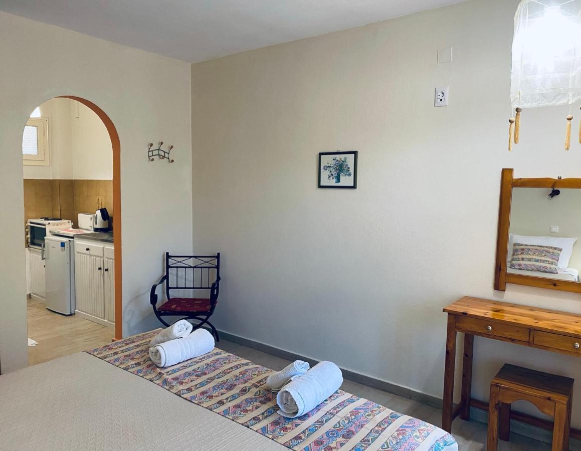 Afrodite's Loft & Daire Paleokastritsa